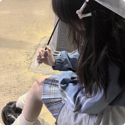 九朵云